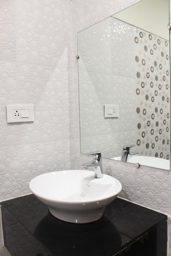 Hotel Grand Gayathri Khammam المظهر الخارجي الصورة