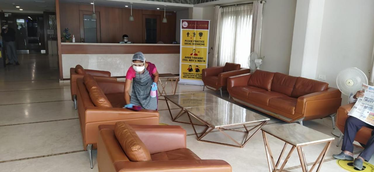 Hotel Grand Gayathri Khammam المظهر الخارجي الصورة